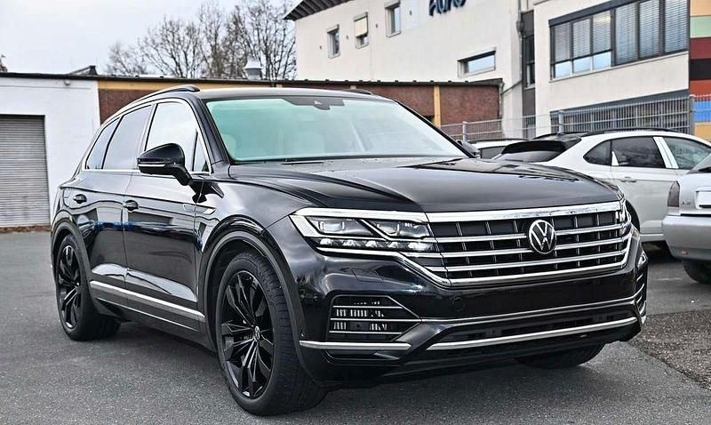 Schwarz Gebraucht 2022 VW Touareg Elegance SUV | 52.000 € (Fairer Preis) - Bild 1/4