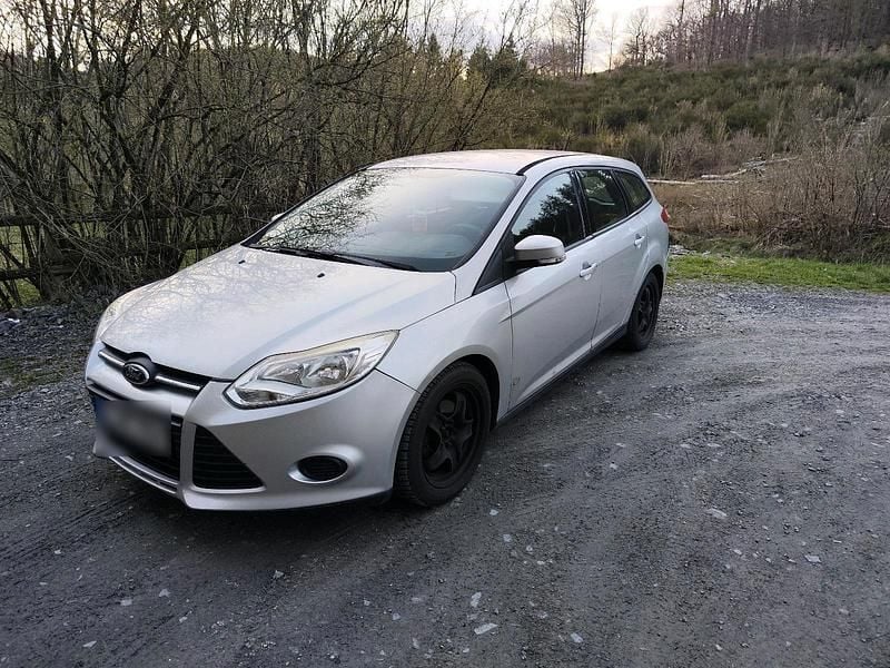 Second-hand Ford Focus 95 CP (69 kW) 2011 Argintiu Break