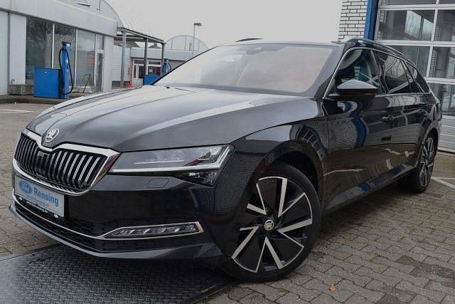 Gebraucht Skoda Superb Style 150 PS (110 kW) 2023 Schwarz Kombi