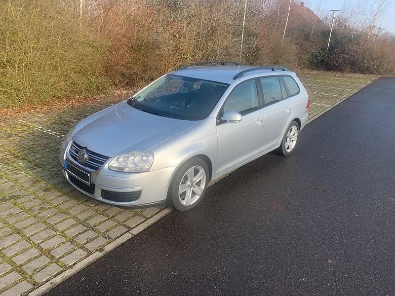 Gebraucht VW Golf V 105 PS (77 kW) 2008 Silber Kombi