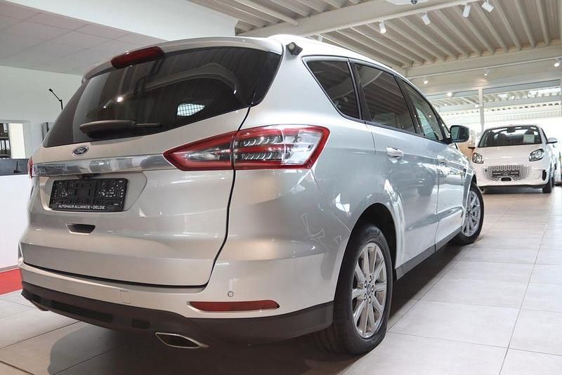 Gebraucht Ford S-MAX Trend 190 PS (139 kW) 2020 Silber Van / Kleinbus