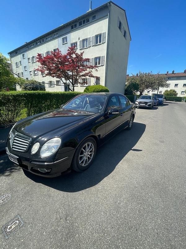 Usata Mercedes E280 190 CV (139 kW) 2008 Nero Berlina
