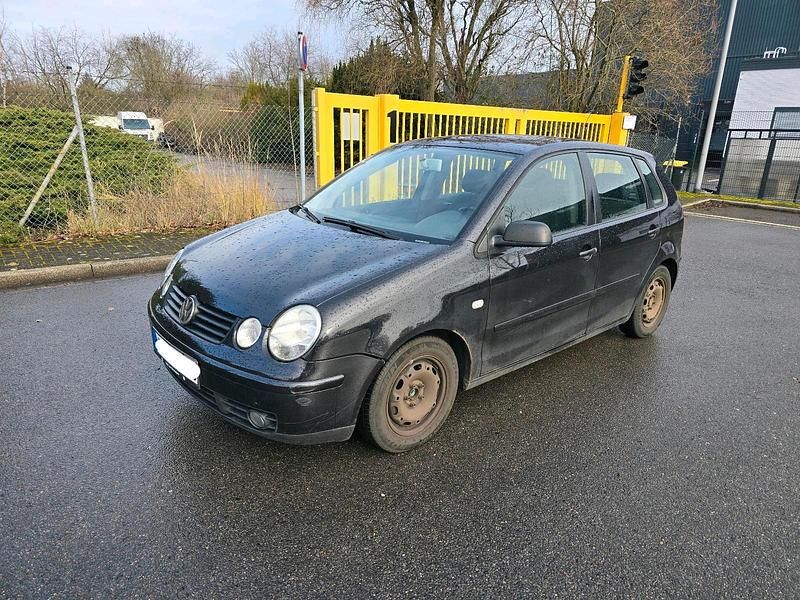 Gebraucht VW Polo 64 PS (47 kW) 2003 Schwarz Kleinwagen