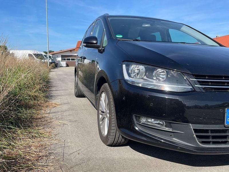 Gebraucht VW Sharan Cup 140 PS (102 kW) 2015 Schwarz Van / Kleinbus