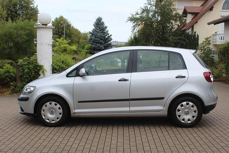 Gebraucht VW Golf Plus Trendline 105 PS (77 kW) 2006 Silber Van / Kleinbus