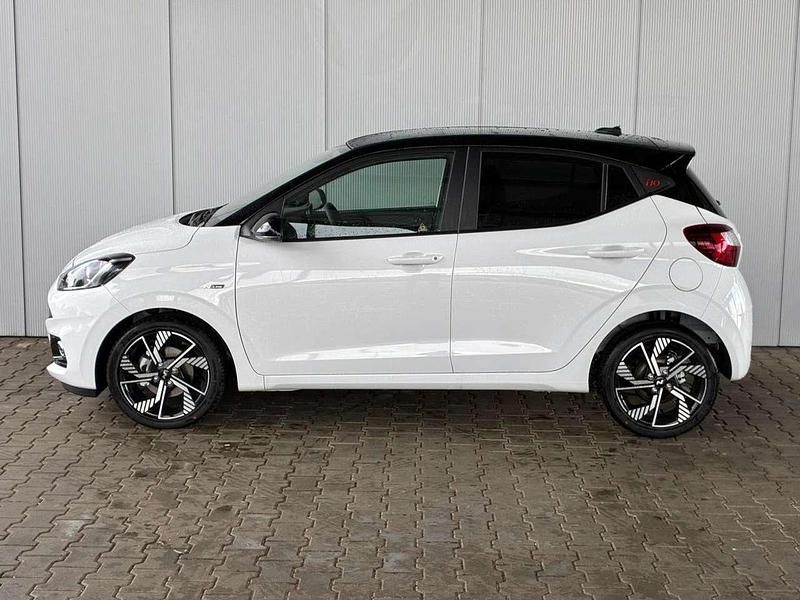 Atlas white / dach schwarz Neu 2025 Hyundai i10 N Line Kleinwagen | 21.650 € (Fairer Preis) - Bild 1/3