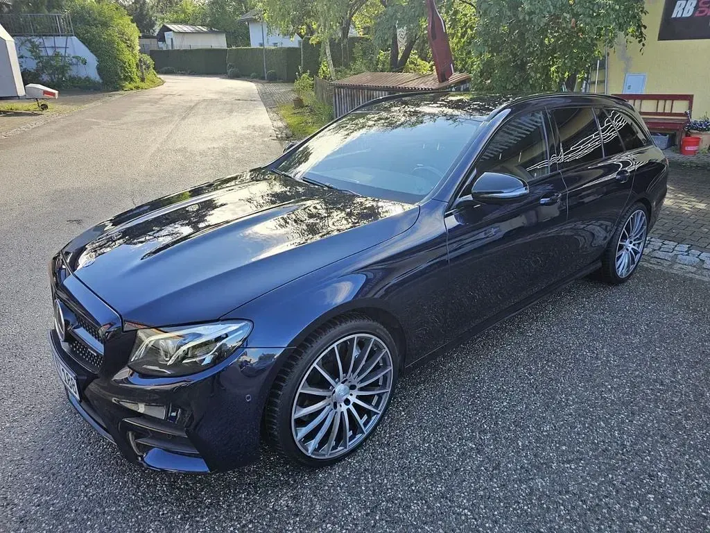 Gebraucht Mercedes E53 AMG AMG 435 PS (319 kW) 2019 Blau Limousine