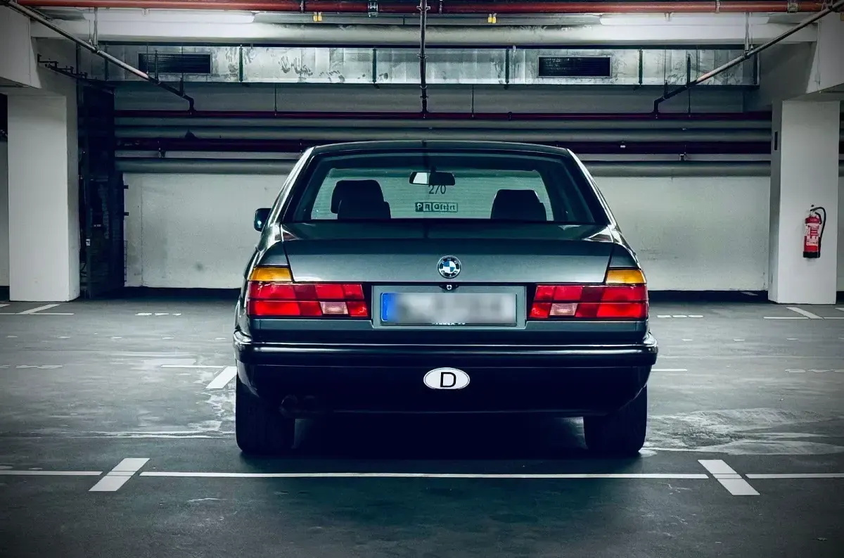 Gebraucht BMW 735 Shadowline 211 PS (155 kW) 1990 Grau Limousine