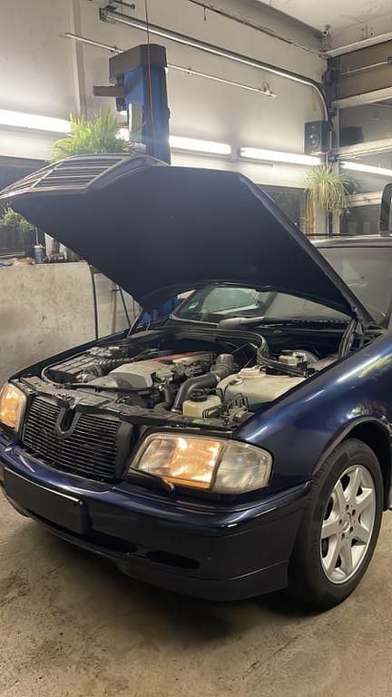 Blau Gebraucht 1996 Mercedes C230 Limousine | 4.100 € (Superpreis) - Bild 1/4