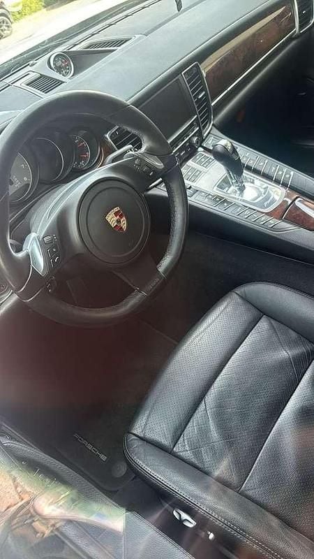 Gebraucht Porsche Panamera 4S 400 PS (294 kW) 2010 Weiß Limousine