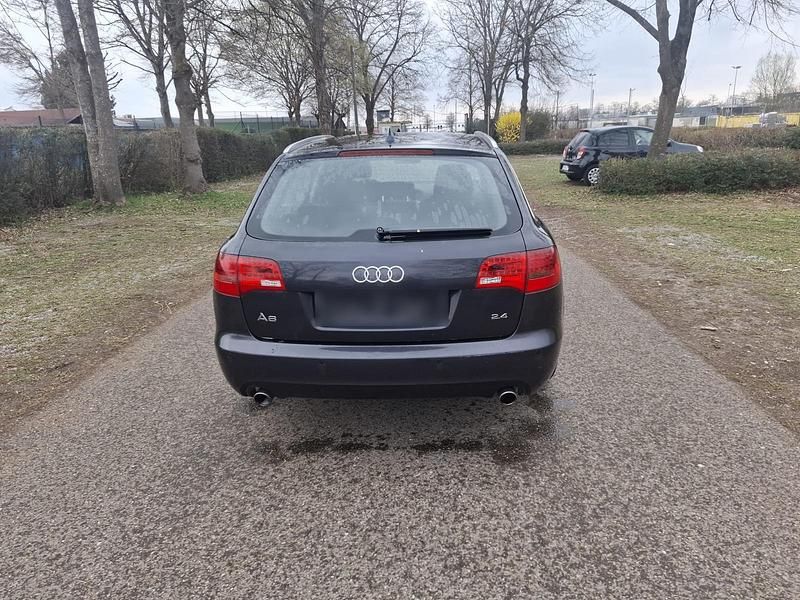 Gebraucht Audi A6 177 PS (130 kW) 2005 Schwarz Kombi