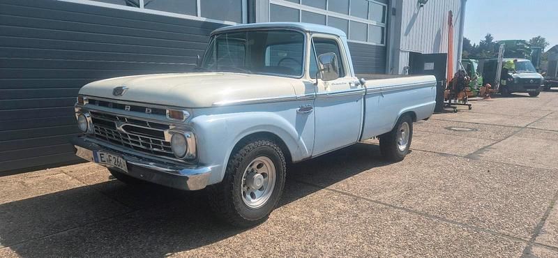 Blau Gebraucht 1966 Ford F250 Abholung | 18.500 € - Bild 1/4