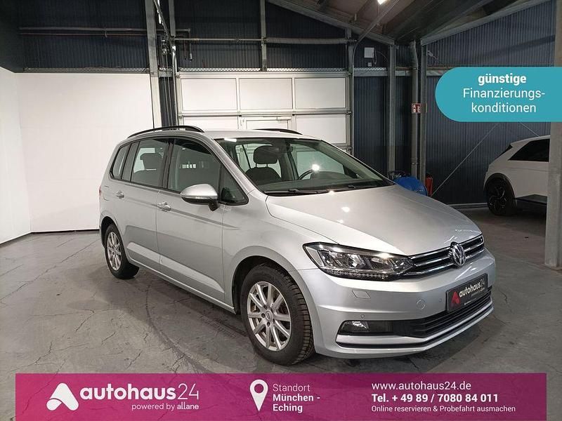 Silber Gebraucht 2020 VW Touran Comfortline Van / Kleinbus | 18.770 € (Superpreis) - Bild 1/4