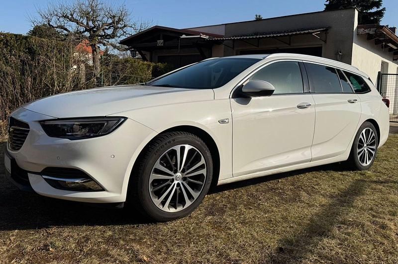 Gebraucht Opel Insignia Ultimate 200 PS (147 kW) 2019 Weiß Kombi
