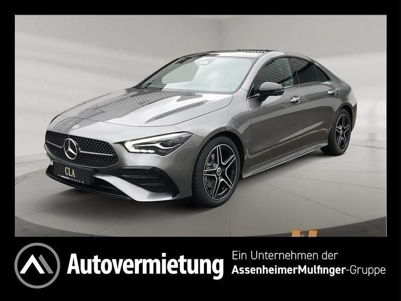 Grau metalliclack mountaingra Gebraucht 2025 Mercedes CLA180 AMG Limousine | 37.799 € (Fairer Preis) - Bild 1/4