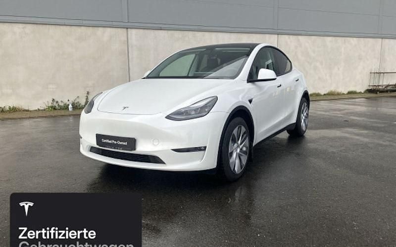 Gebraucht Tesla Model Y 273 kW (372 PS) 2023 Weiß SUV