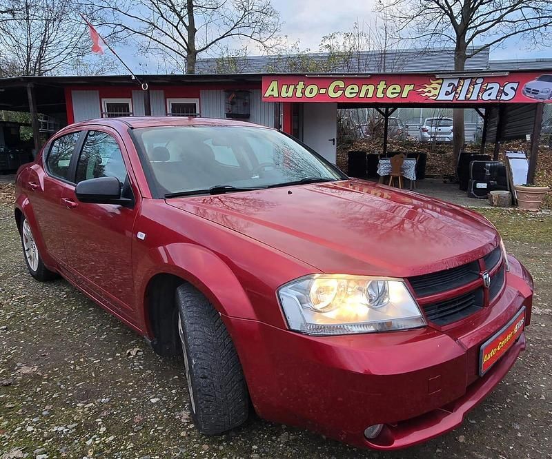 Gebraucht Dodge Avenger 156 PS (114 kW) 2008 Rot Limousine
