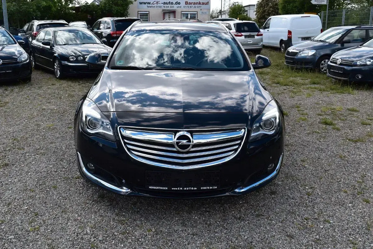 Gebraucht Opel Insignia Innovation 163 PS (119 kW) 2015 Schwarz Kombi