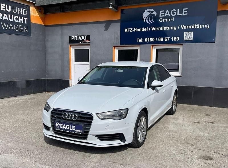 Używany Audi A3 Attraction 150 KM (110 kW) 2014 Biały Sedan/Limuzyna