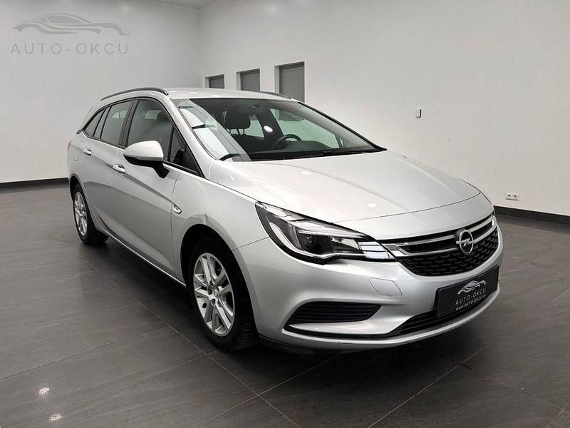 Gebraucht Opel Astra 95 PS (69 kW) 2018 Silber Kombi