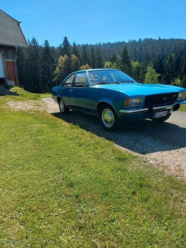 Blau Gebraucht 1974 Opel Rekord Coupé | 8.999 € - Bild 1/4