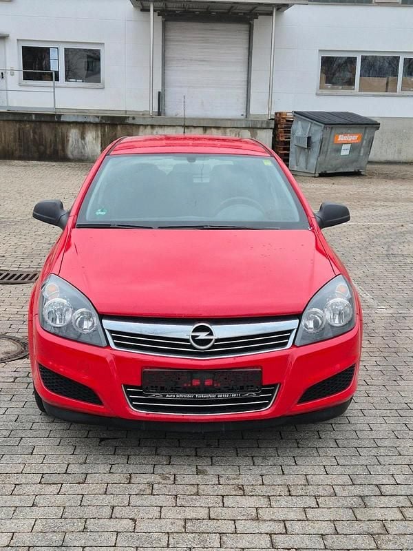 Gebraucht Opel Astra 110 PS (80 kW) 2010 Rot Kombi