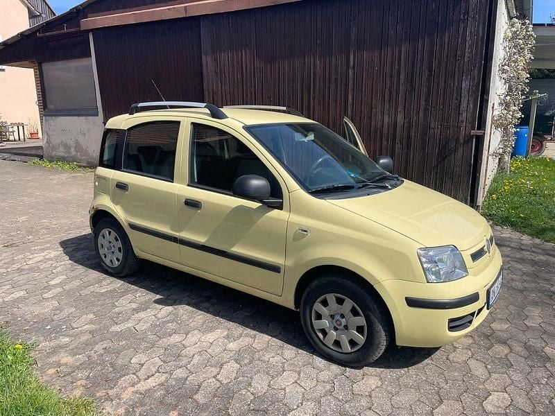 Gebraucht Fiat Panda 69 PS (50 kW) 2011 Gelb Kleinwagen