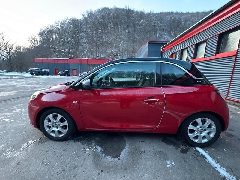 Gebraucht Opel Adam Basis 87 PS (63 kW) 2014 Rot Kleinwagen