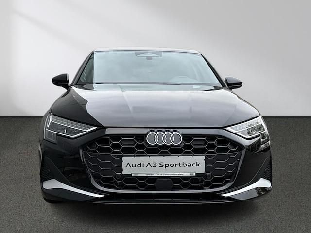 Gebraucht Audi A3 Sportback e-tron Ambiente 204 PS (150 kW) 2026 Brillantschwarz Kleinwagen