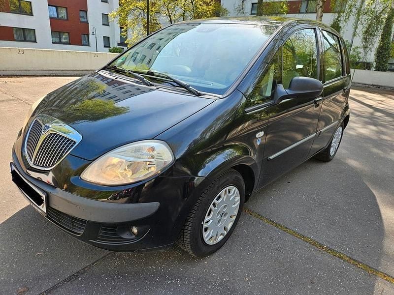 Schwarz Gebraucht 2007 Lancia Musa Van / Kleinbus | 2.900 € (Superpreis) - Bild 1/4
