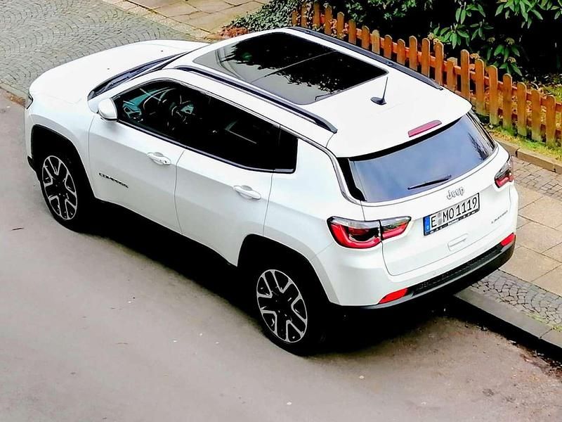Weiß Gebraucht 2020 Jeep Compass Limited SUV | 26.000 € (Teuer) - Bild 1/1