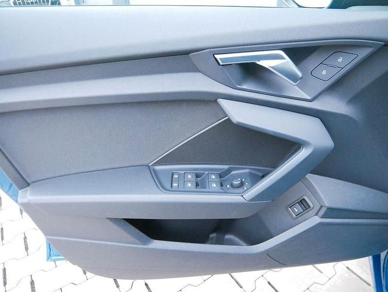 Gebraucht Audi A3 Advanced 150 PS (110 kW) 2022 Blau Limousine