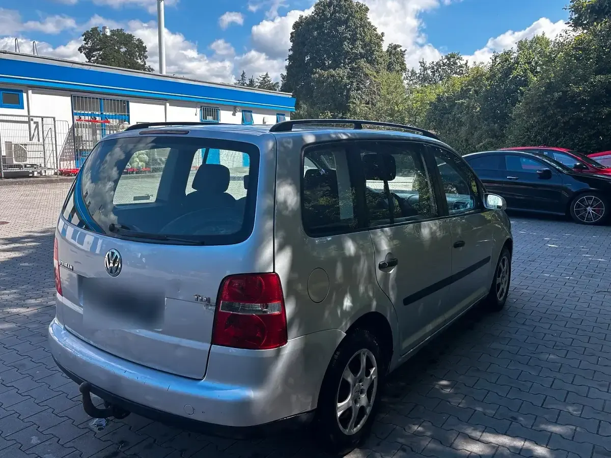 Gebraucht VW Touran 116 PS (85 kW) 2004 Silber Van / Kleinbus