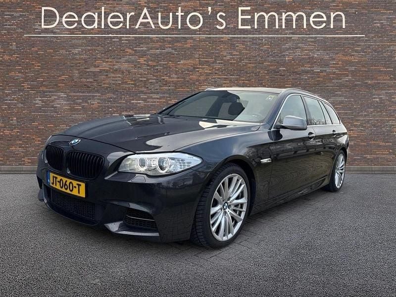 Gebraucht BMW M550 Performance 381 PS (280 kW) 2012 Grau Limousine