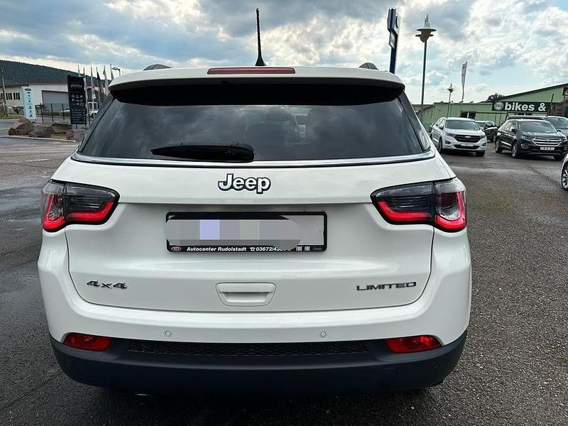 Gebraucht Jeep Compass Limited 140 PS (102 kW) 2019 Weiß SUV