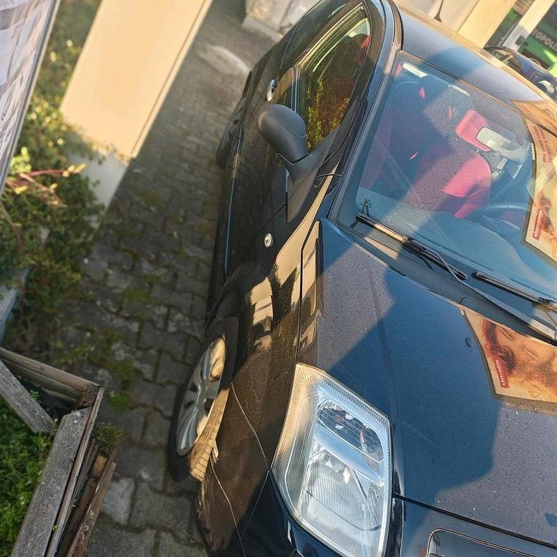 Second-hand Citroën C2 60 CP (44 kW) 2007 Negru Hatchback