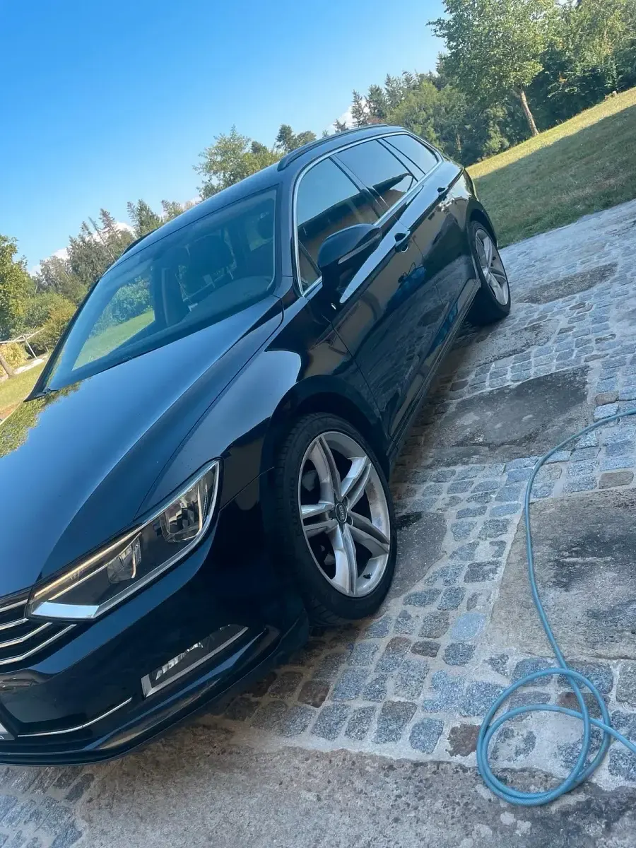 Gebraucht VW Passat Comfortline 150 PS (110 kW) 2015 Schwarz Kombi