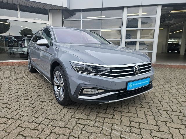Gebraucht VW Passat Alltrack 200 PS (147 kW) 2022 Andere farbe Kombi