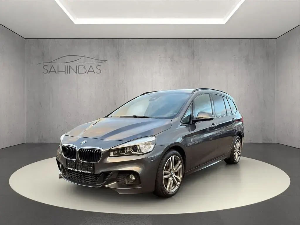 Gebraucht BMW 220 Gran Tourer M Sport 190 PS (139 kW) 2017 Grau Van / Kleinbus