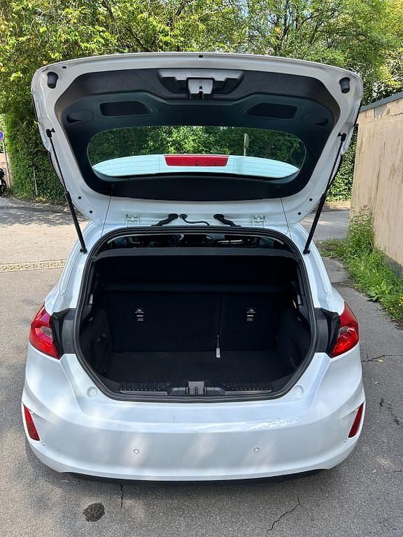 Weiß Gebraucht 2019 Ford Fiesta Cool & Connect Kleinwagen | 8.000 € (Guter Preis) - Bild 1/4