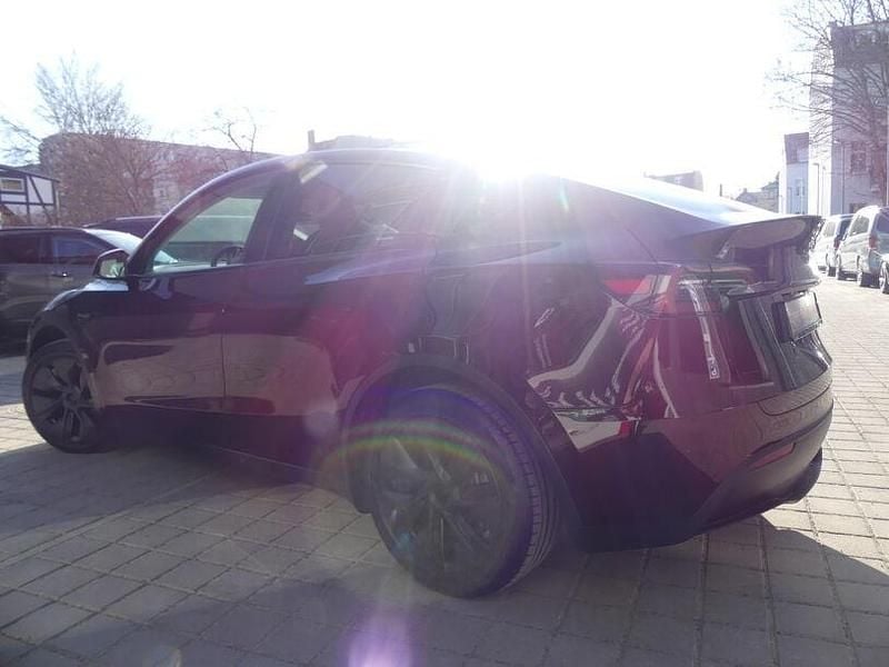 Gebraucht Tesla Model Y RWD 235 kW (320 PS) 2024 Rot (metallic) SUV