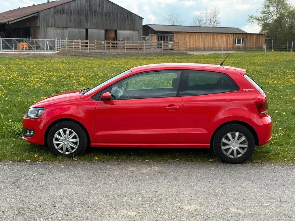 Brugt VW Polo 69 HK (50 kW) 2011 Rød Hatchback