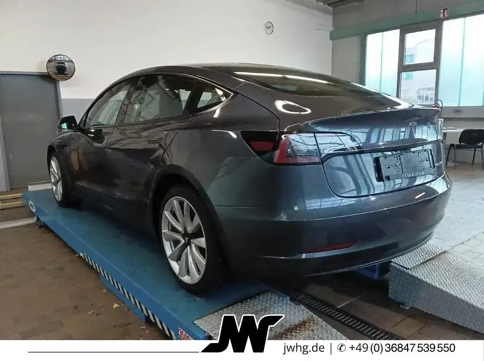 Gebraucht Tesla Model 3 366 kW (498 PS) 2022 Grau Limousine