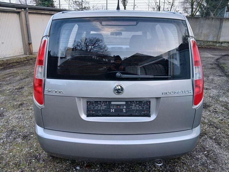 Gebraucht Skoda Roomster 86 PS (63 kW) 2014 Gold Van / Kleinbus