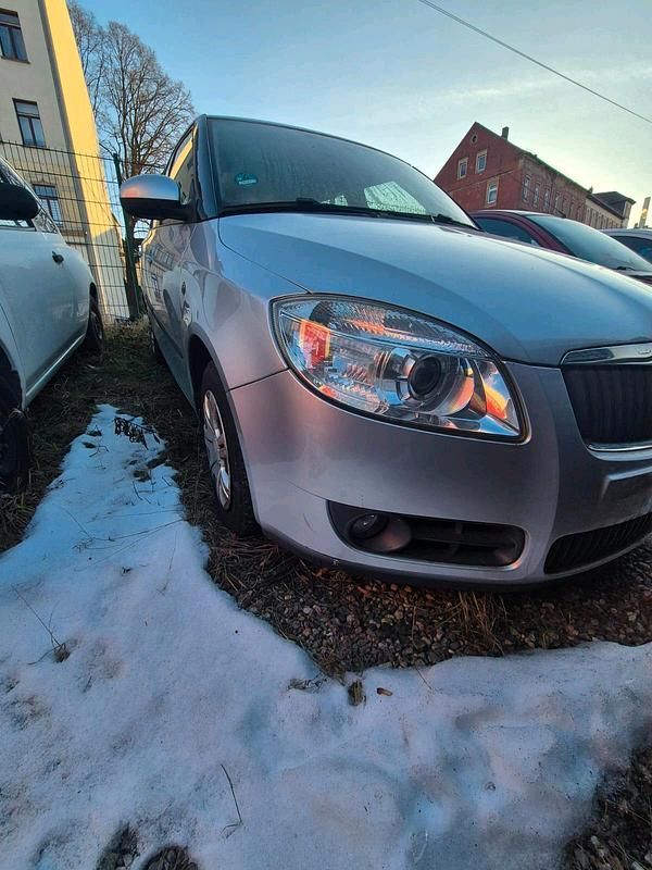 Silber Gebraucht 2008 Skoda Fabia Limousine | 1.799 € (Guter Preis) - Bild 1/4