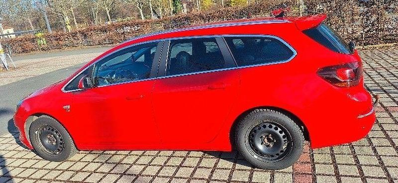 Gebraucht Opel Astra OPC 165 PS (121 kW) 2014 Rot Kombi