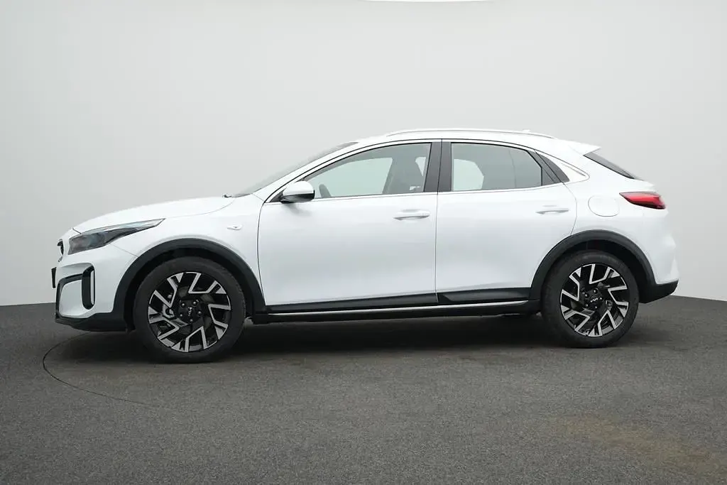 Gebraucht Kia XCeed Vision 120 PS (88 kW) 2025 Carraraweiß SUV