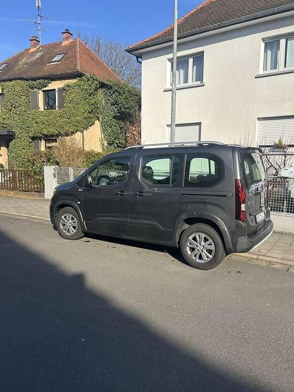 Gebraucht Peugeot Rifter Allure 102 PS (75 kW) 2019 Van / Kleinbus