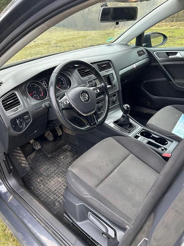Gebraucht VW Golf VII 116 PS (85 kW) 2016 Grau Kombi