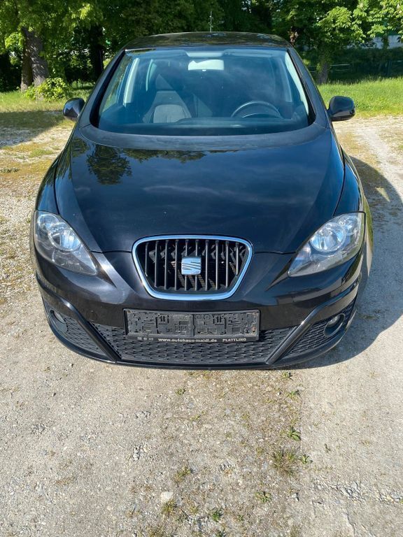 Schwarz Gebraucht 2010 Seat Altea Ecomotive Van / Kleinbus | 3.649 € (Guter Preis) - Bild 1/4